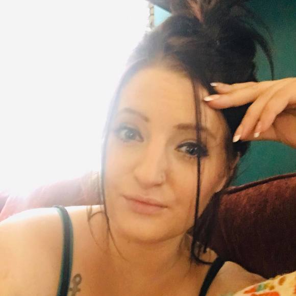 Meet your Posher, Nikki - Picture 1 of 1